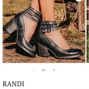 Freebird Black Leather Heels New with Box